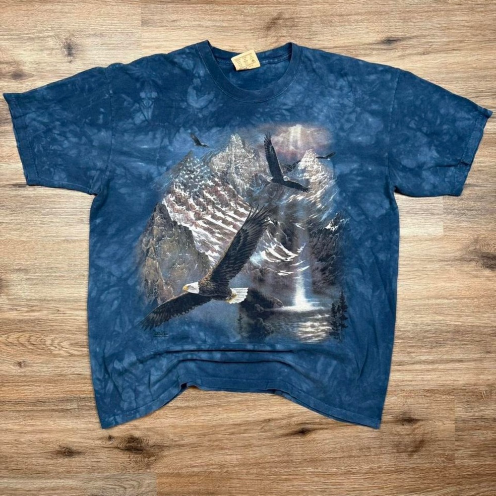 vintage 2004 blue the mountain eagle graphic tee